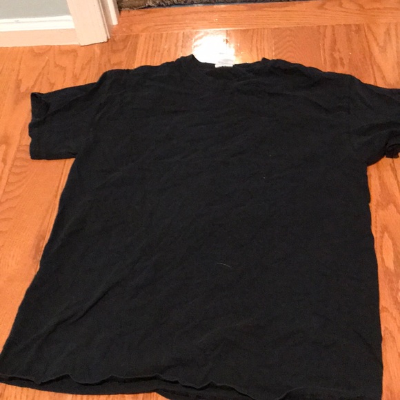 gildan plain black t shirt